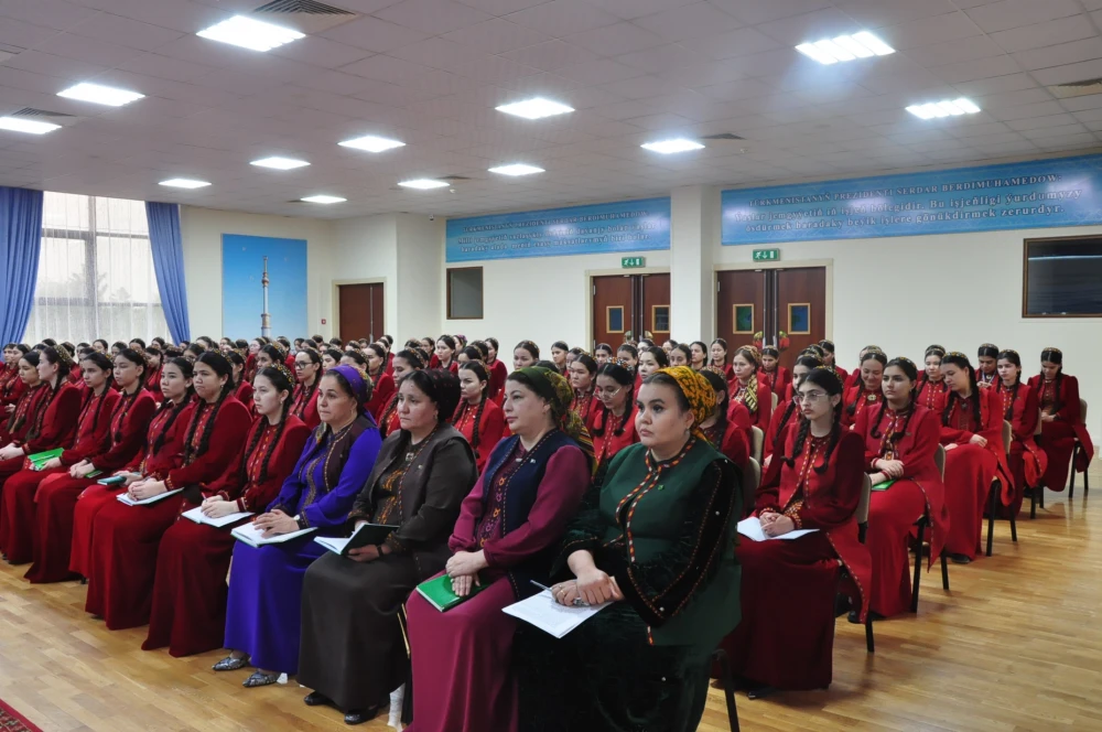 ВОСПИТАТЕЛЬНАЯ ВСТРЕЧА, ПОСВЯЩЕННАЯ ЖЕНСКОЙ ЭТИКЕ