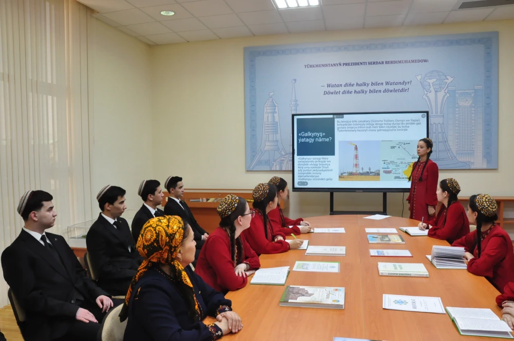 AN EDUCATIONAL ADVISORY MEETING WAS HELD