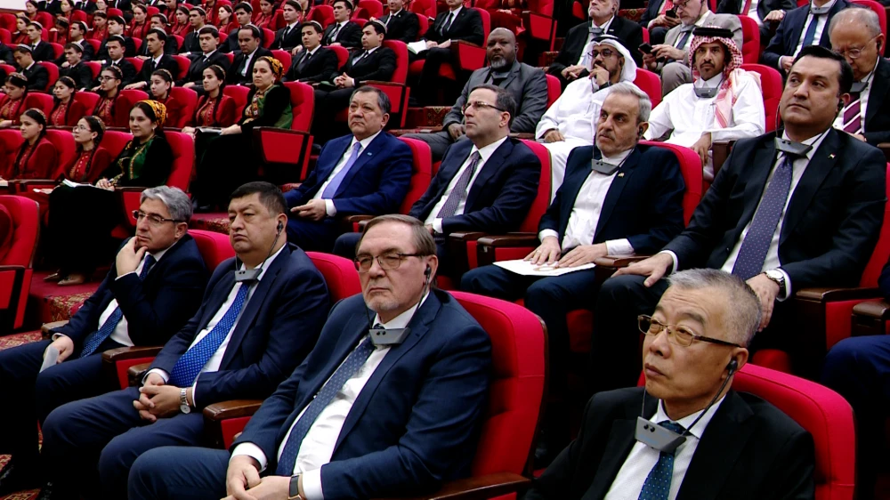 Gahryman Arkadagymyzyň «Hakyda göwheri» atly täze kitabynyň tanyşdyrylyş dabarasy