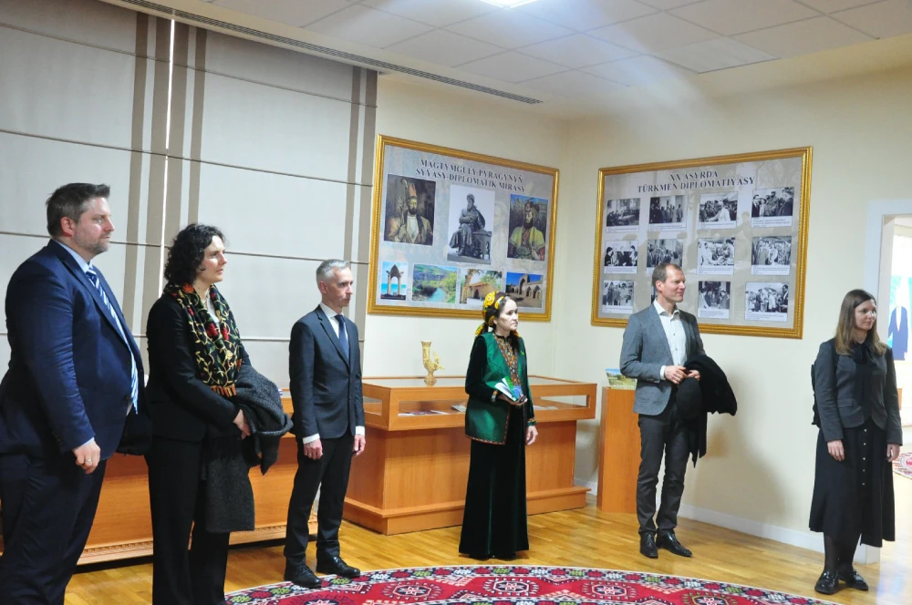 LECTURE WITH PARTICIPATION OF PROFESSORS FROM THE  FEDERAL REPUBLIC OF GERMANY