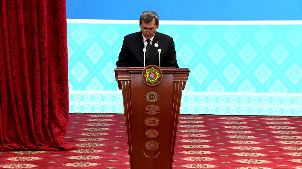 TÜRKMENISTANYŇ DIPLOMATIK IŞGÄRLERINIŇ GÜNI MYNASYBETLI MASLAHAT WE BAÝRAMÇYLYK KONSERTI GEÇIRILDI