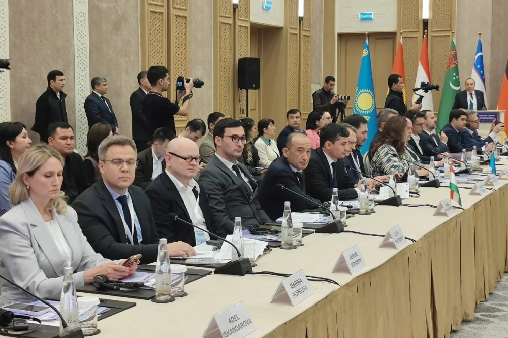 Serişdelerden has ýokary: «ýumşak güýç» we adam maýasy MA+Germaniýa dialogynyň gün tertibini üýtgedýär