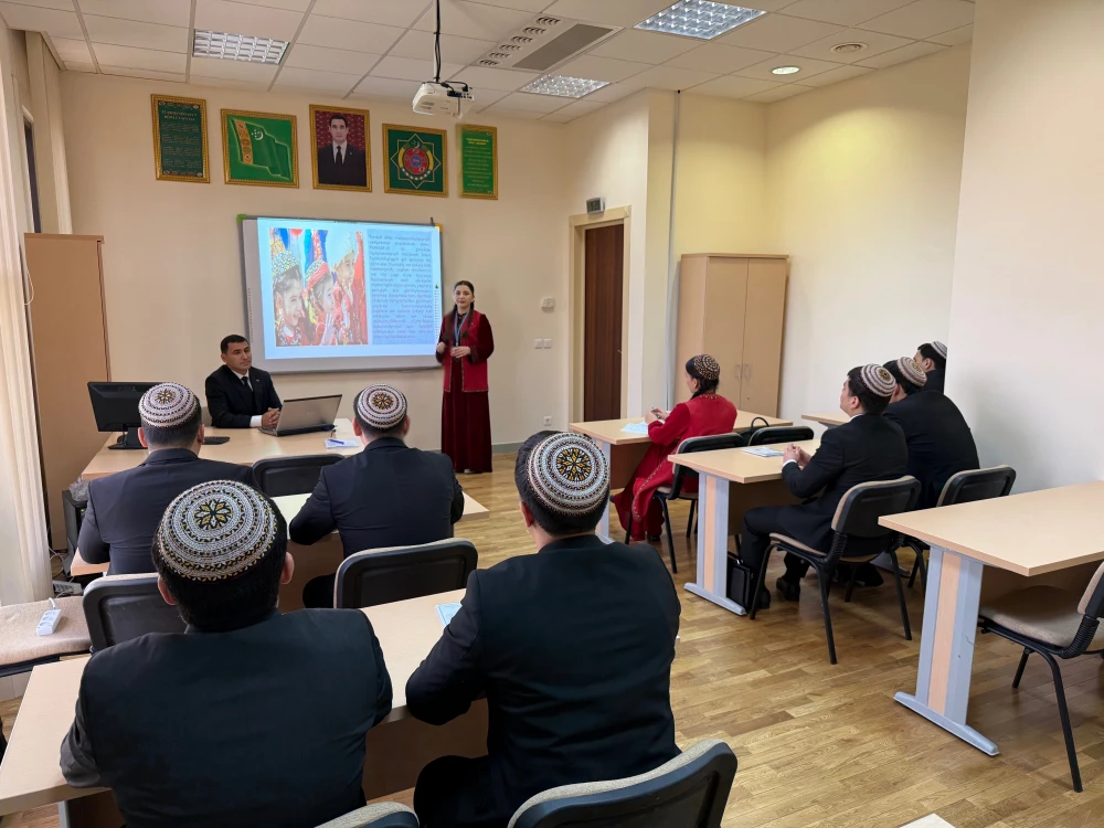 A Training Seminar in Collaboration with UNICEF Was Held