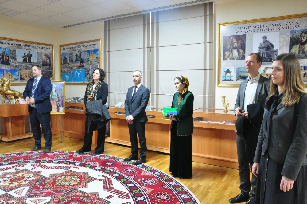 LECTURE WITH PARTICIPATION OF PROFESSORS FROM THE  FEDERAL REPUBLIC OF GERMANY