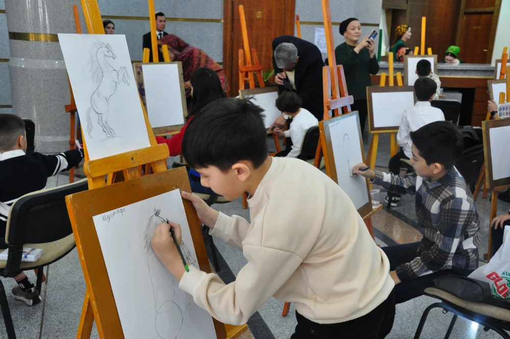 A creative competition under the sponsorship of the Gurbanguly Berdimuhamedov Charitable Foundation for Assistance to Children in Need  of Care