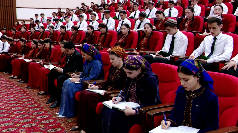 A MEETING WAS HELD ON THE UPCOMING UNITED NATIONS FORUM IN AVAZA