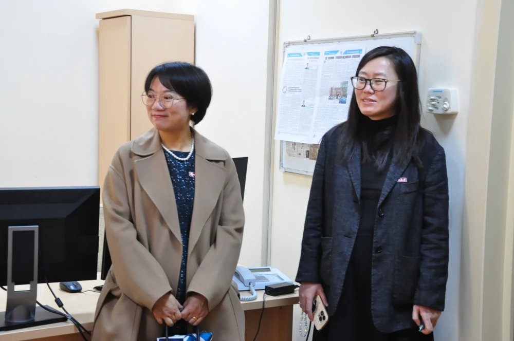 LANÇŽOU UNIWERSITETINIŇ WEKILLERINIŇ ÝURDUMYZA SAPARY BAŞLANDY