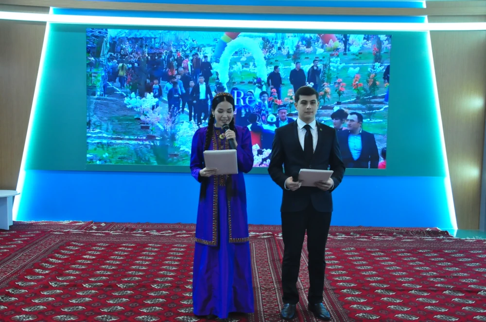 «NOWRUZ – RUHUBELENTLIGIŇ WE ÖSÜŞLERIŇ BAÝRAMY» ATLY DÖREDIJILIK FESTIWALY GEÇIRILDI