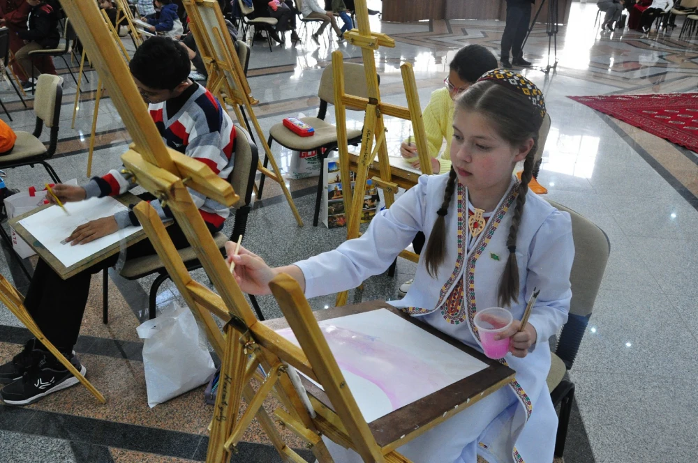 A creative competition under the sponsorship of the Gurbanguly Berdimuhamedov Charitable Foundation for Assistance to Children in Need  of Care