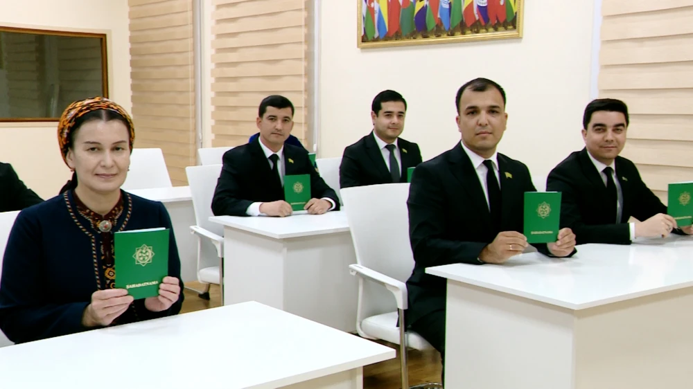 THE SUMMER PHASE OF THE «DIPLOMATIC PROTOCOL» SPECIALIZED TRAINING CENTER CONCLUDED ITS WORK