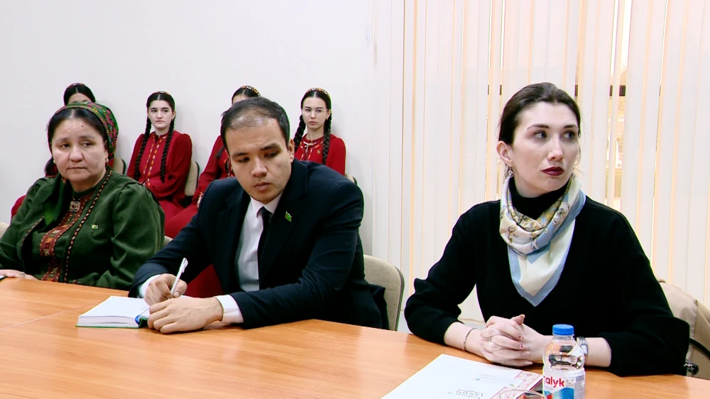 A TRAINING SESSION WAS HELD FOR STUDENTS