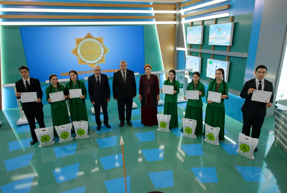 The Fourth Qualifying Round of the 5th Season of the Intellectual Competition “Young Messengers of Peace” Was Held