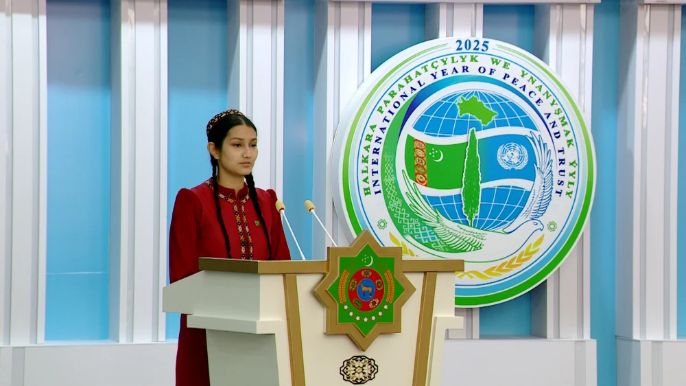 “DIALOG – PARAHATÇYLYGYŇ KEPILI” ATLY BRIFING GEÇIRILDI