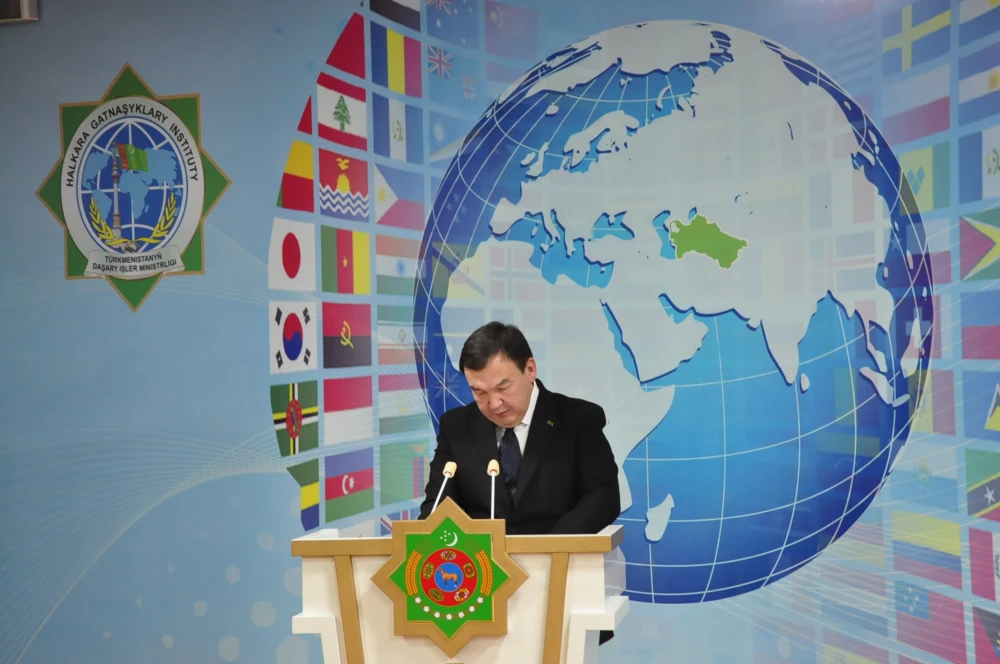 MERKEZI AZIÝA: DURNUKLY YKDYSADY ÖSÜŞIŇ TÄZE  MERKEZINE ÖWRÜLÝÄR