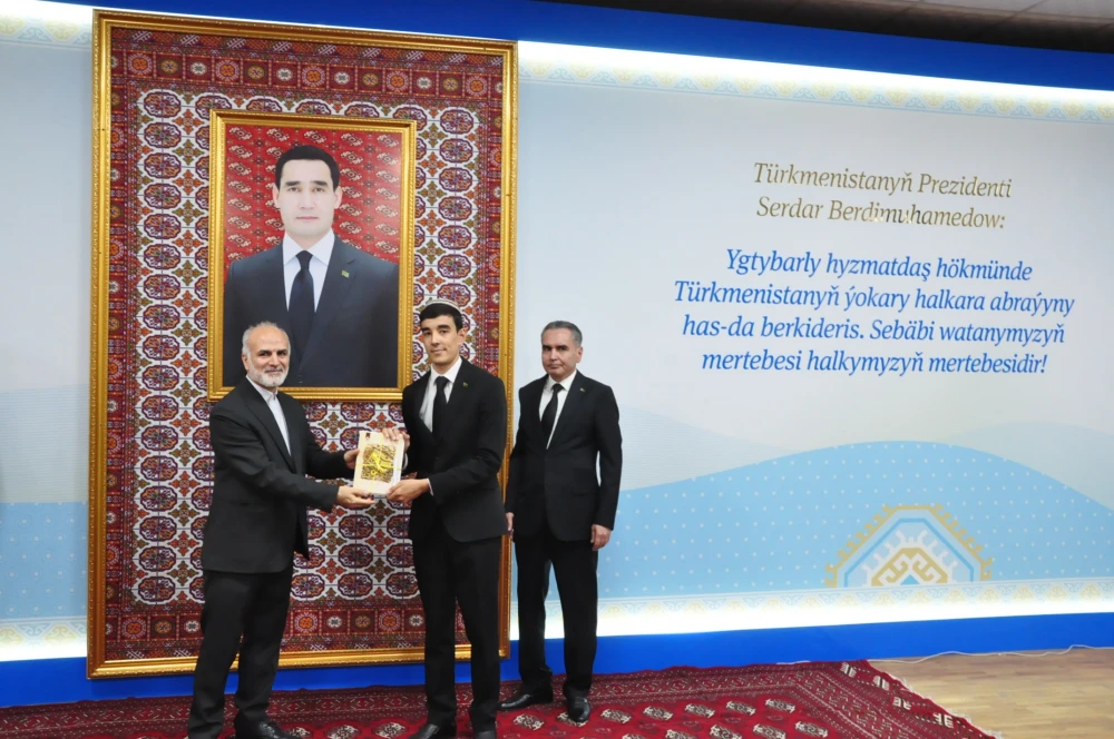 HAFEZ ŞIRAZYNYŇ ŞYGRYÝET GÜNI MYNASYBETLI GURALAN MEDENI-EDEBI ÇÄRE