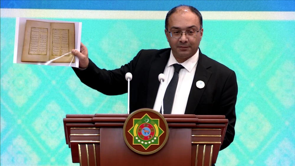 TÜRKMENISTANYŇ DIPLOMATIK IŞGÄRLERINIŇ GÜNI MYNASYBETLI MASLAHAT WE BAÝRAMÇYLYK KONSERTI GEÇIRILDI