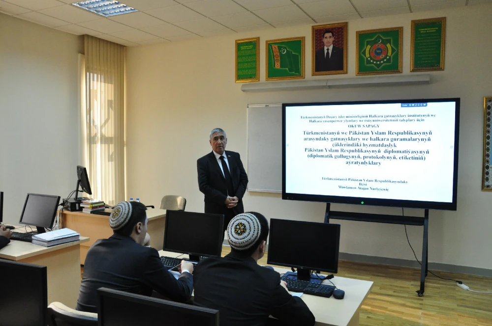 A TRAINING SEMINAR ON KEY AREAS WAS HELD