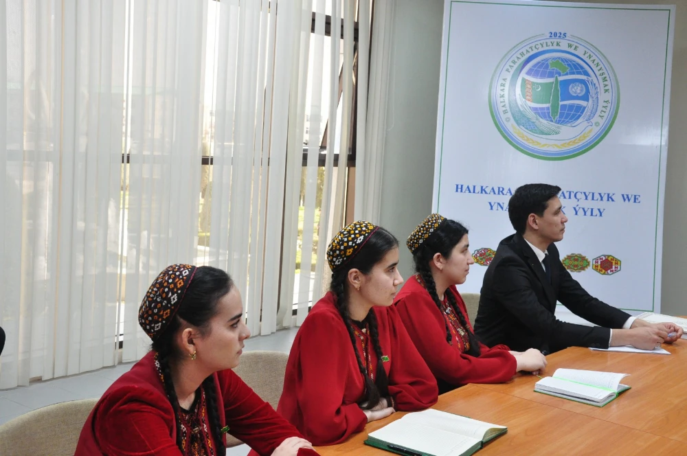 A TRAINING SESSION ON YOUTH INVOLVEMENT IN  ENTREPRENEURSHIP