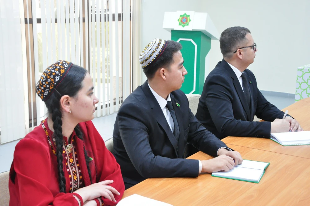 PARTICIPATION OF TURKMEN STUDENTS IN THE TURKMEN-UKRAINIAN ONLINE TRAINING SESSION