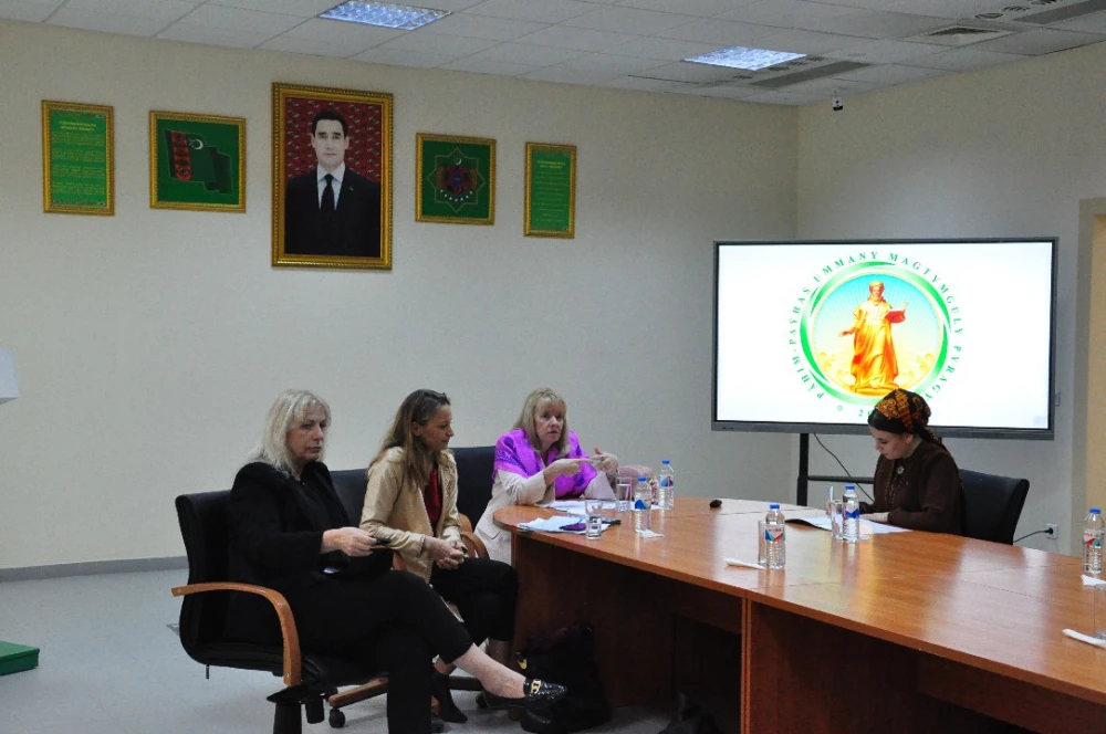 An interesting meeting with the students