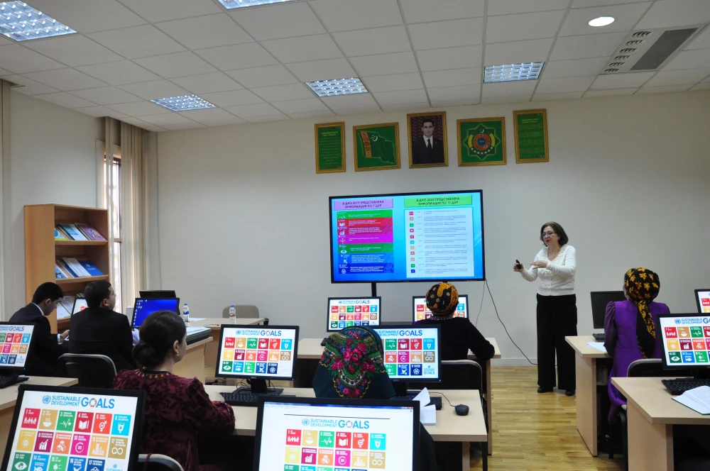 Durnukly ösüş maksatlary boýunça okuw sapagy geçirildi
