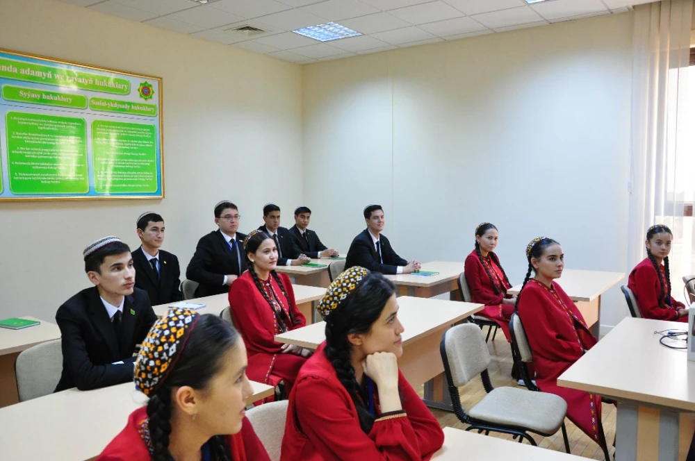 “ECOCLUB” GURNAGYNYŇ ILKINJI DUŞUŞYGY GEÇIRILDI