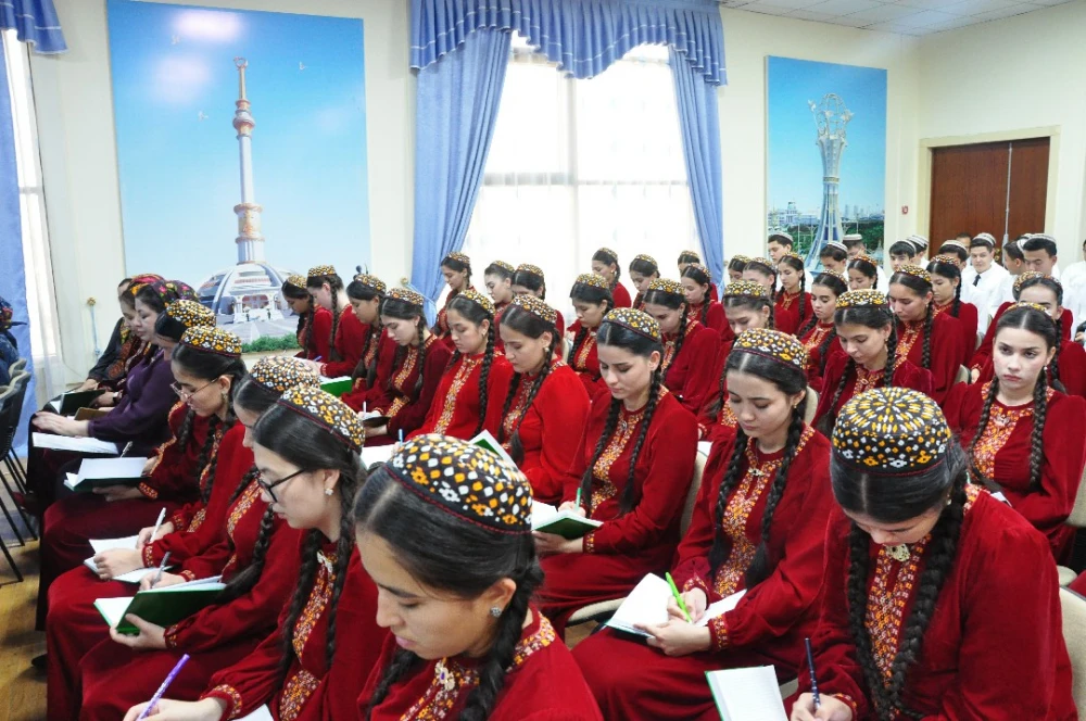 A Scientific and Practical Conference Dedicated to The 33rd Anniversary of Independence of Turkmenistan Was Held