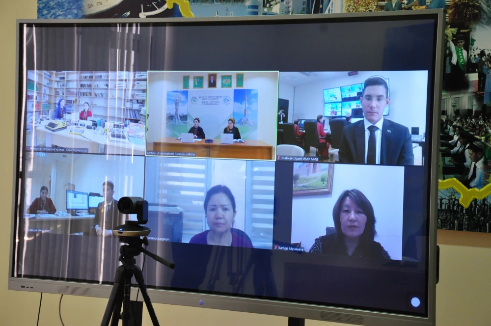 An online meeting was held with Al-Farabi  Kazakh National University