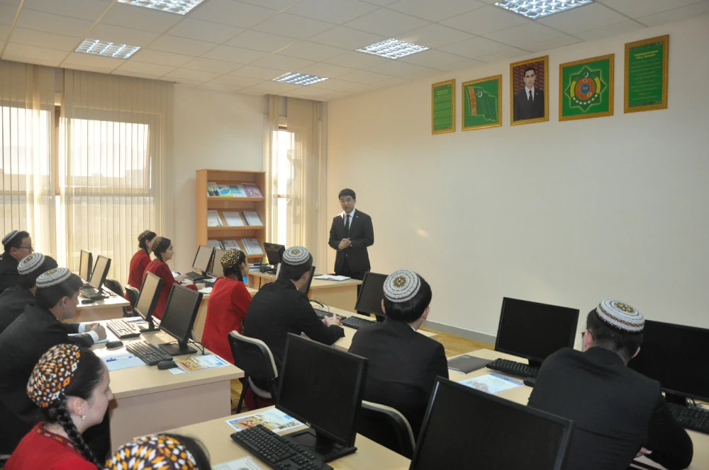 Ambassador of Turkmenistan Held a Training Course