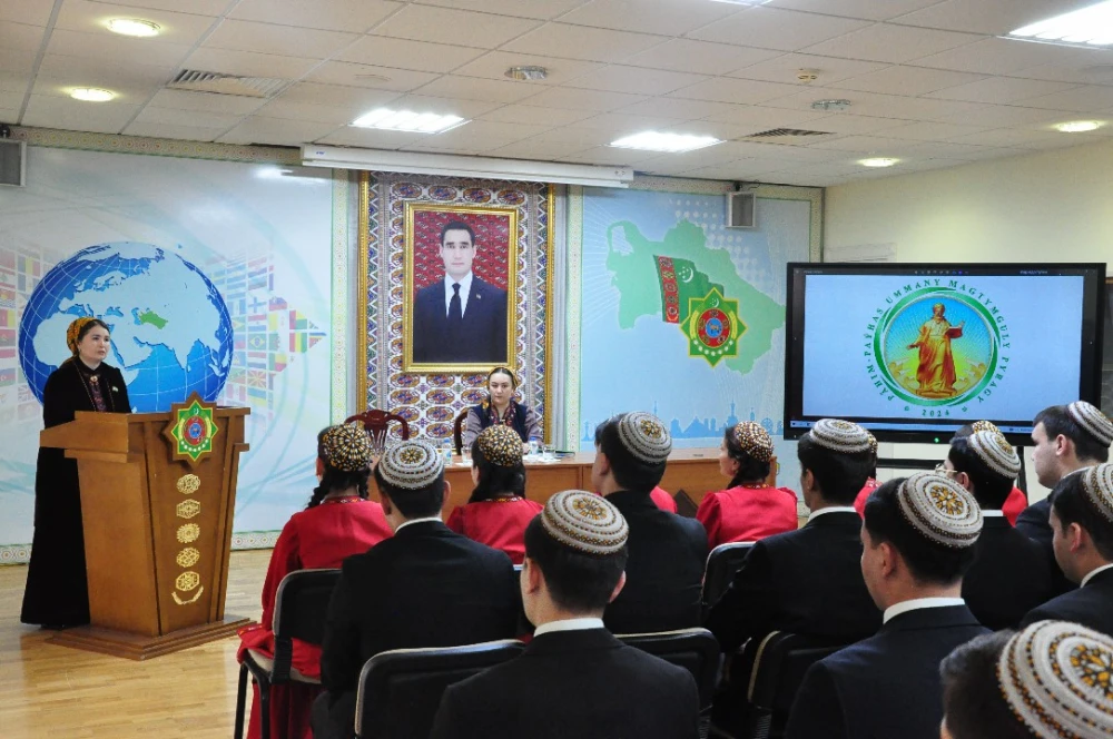 ПРОВЕДЕН СЕМИНАР
