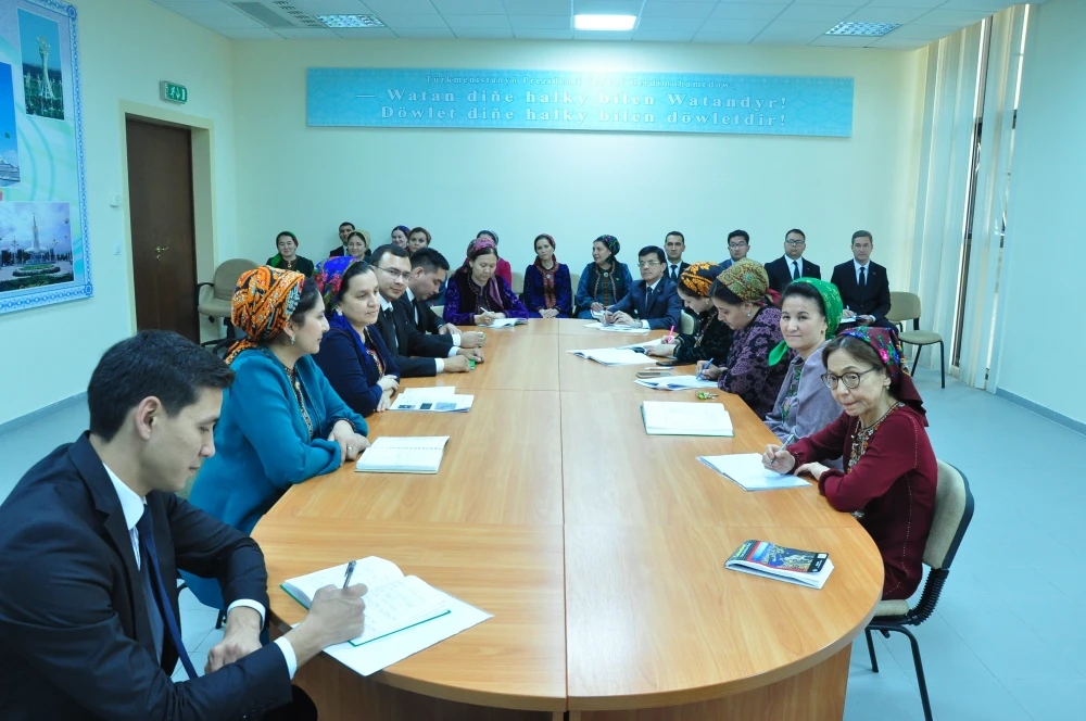 An online seminar entitled «Online Software Provision for Career Assessment and Knowledge Development»