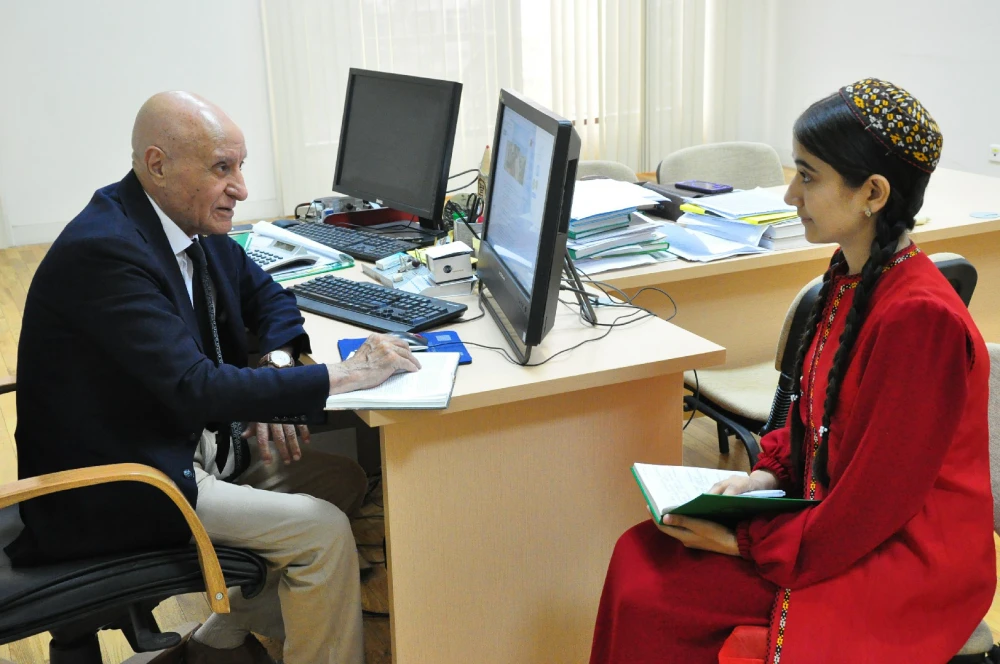 Conversation with professor Ovezdurdy Berdyevich