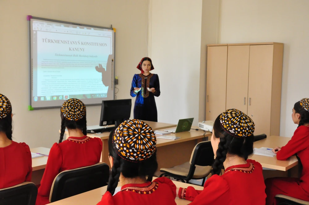 TÜRKMENISTANYŇ HALK MASLAHATY – MILLI DEMOKRATIÝANYŇ KÄMIL NUSGASY