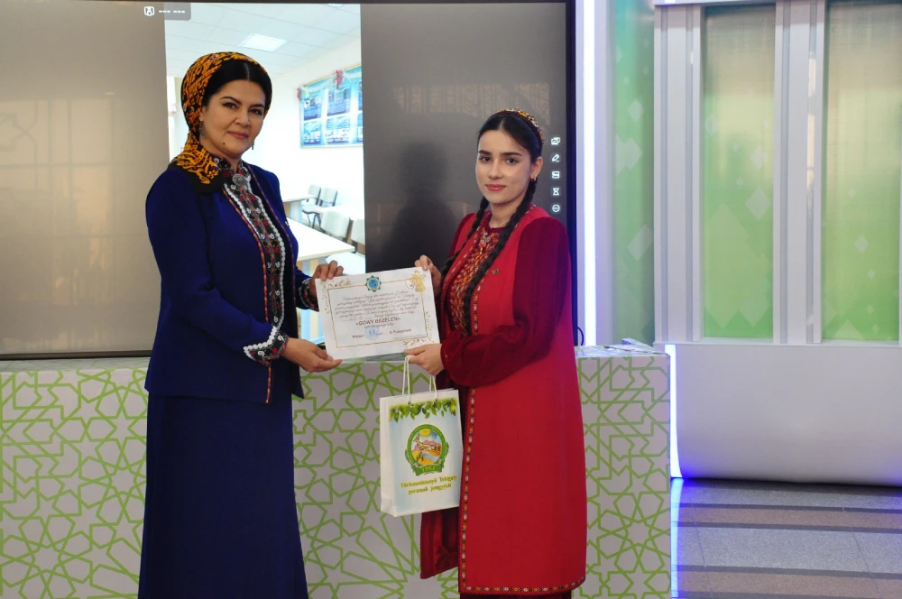 RESULTS OF THE NEW YEAR COMPETITION AMONG STUDENTS ANNOUNCED