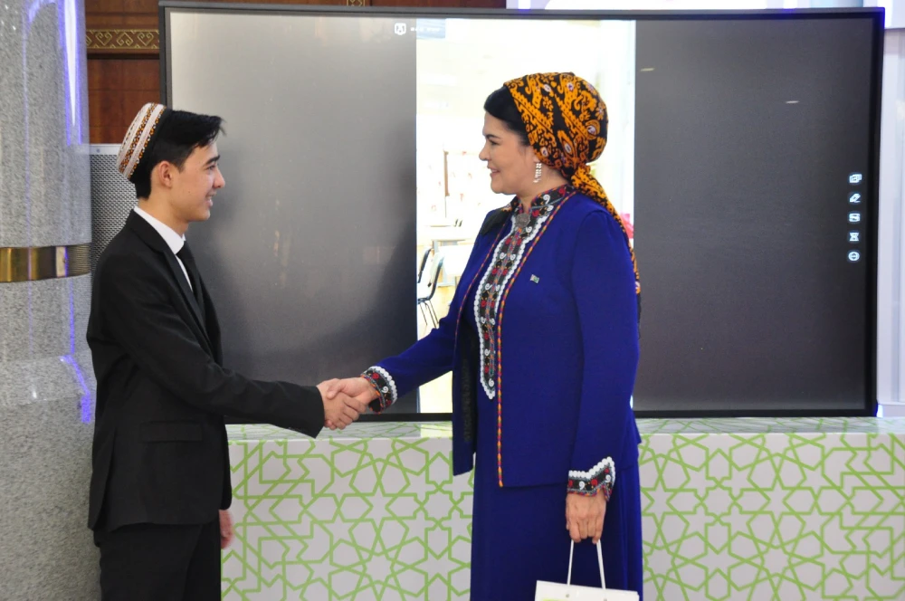 RESULTS OF THE NEW YEAR COMPETITION AMONG STUDENTS ANNOUNCED