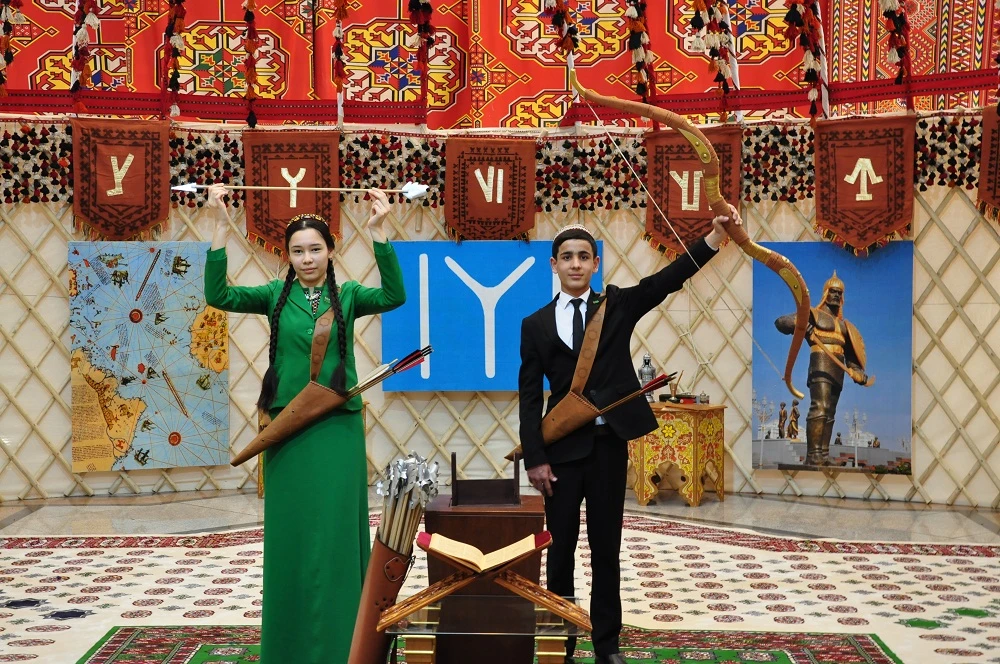 Young intellectuals of Turkmenistan are invited to participate in the III season of the "Young Messengers of Peace" contest surady