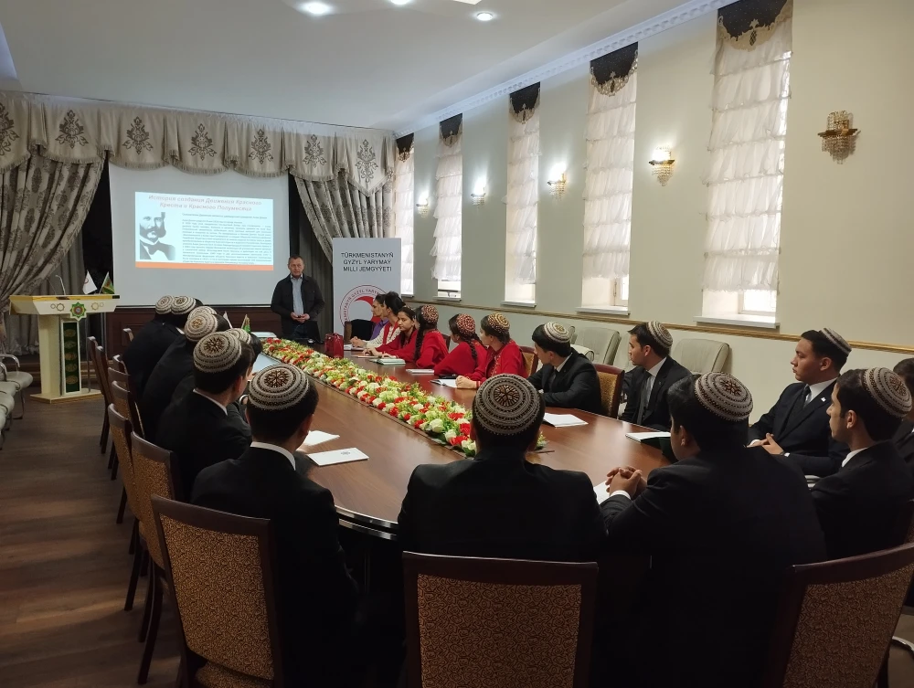 Training Course in the National Red Crescent Society  of Turkmenistan completed
