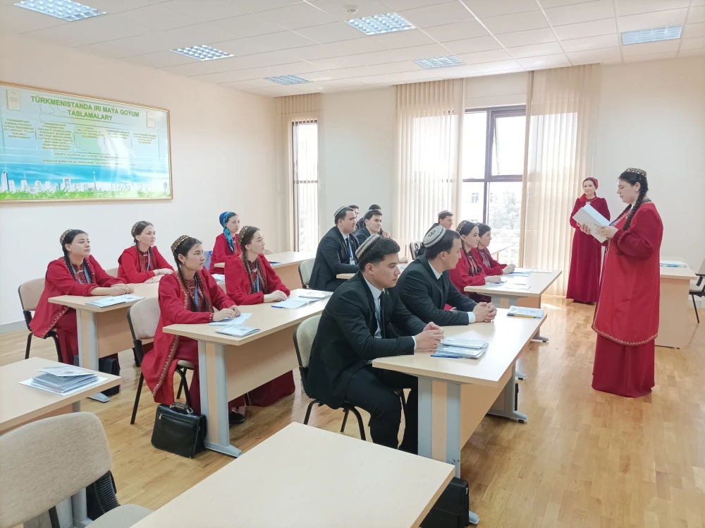 SEMINAR ON THE EDUCATIONAL SIGNIFICANCE OF THE WORK “MAGTYMGULY – THE SAGE OF THE WORLD” surady