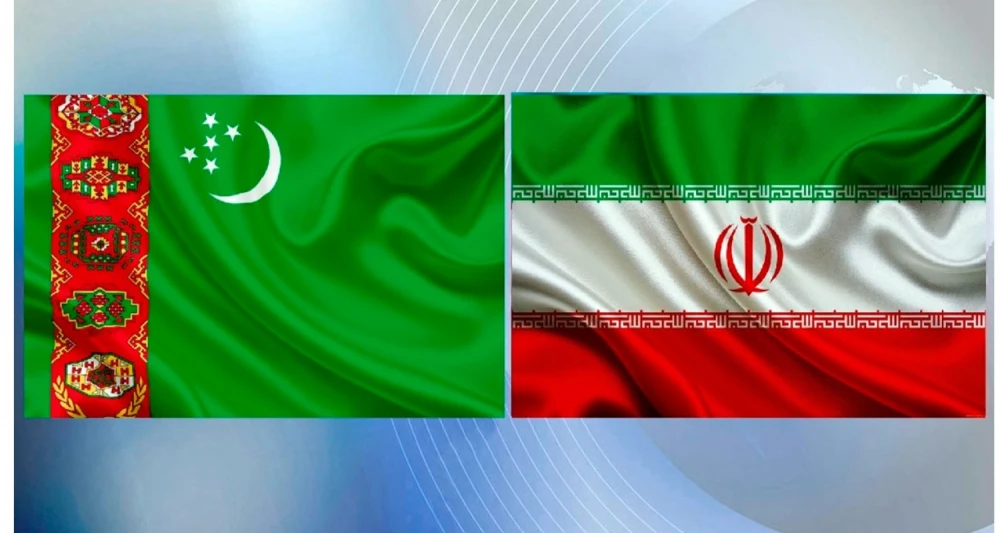 Meeting between Ambassador of Turkmenistan to the Islamic Republic of Iran and the Deputy Cultural Affairs Officer of the Free Zones Secretariat surady