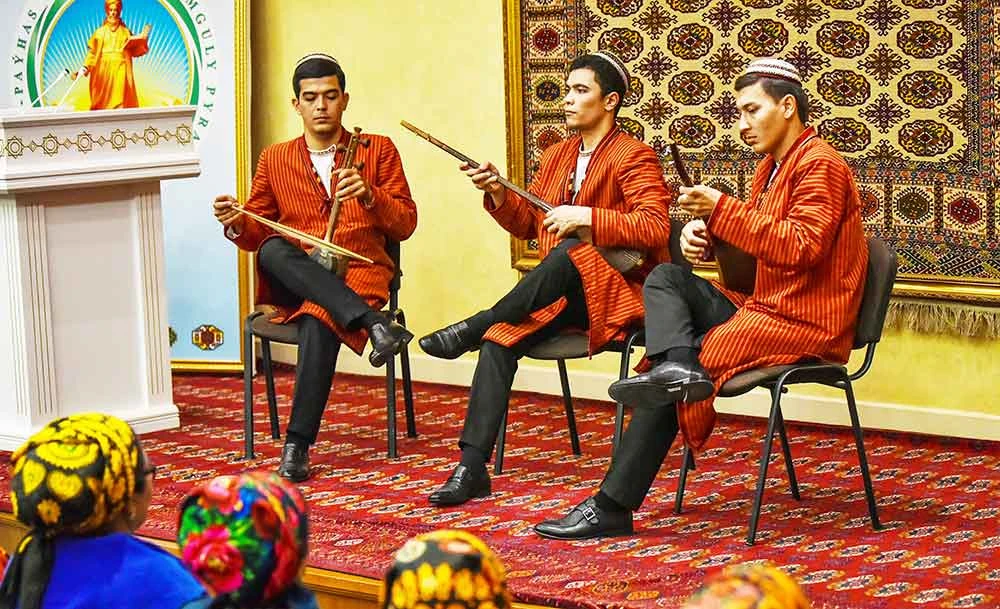 Award Ceremony for the Winners of the Creative Contest “Anau: Past and Present”