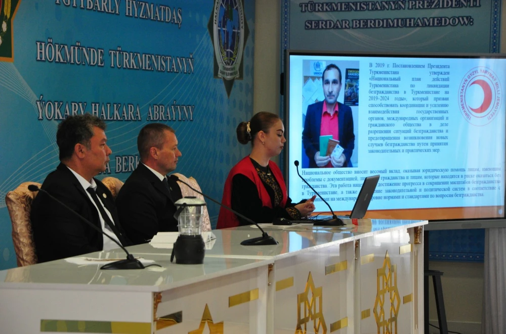 “GYZYL HAÇ WE GYZYL ÝARYMAÝ HEREKETINIŇ 160 ÝYLLYGY” MYNASYBETLI DUŞUŞYK GEÇIRILDI