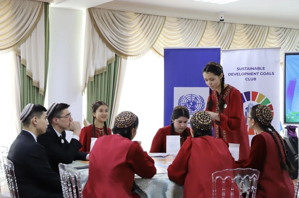 ПРОВЕДЕН ОБУЧАЮЩИЙ СЕМИНАР “GREEN CITIES WITH YOUNG MINDS”